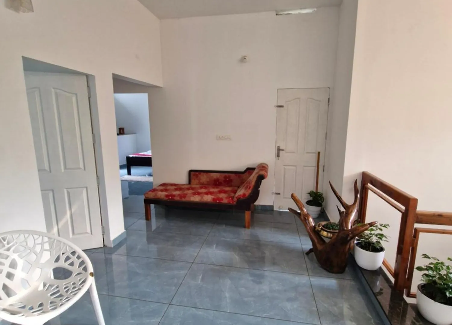 Parthees Homestay Meppādi