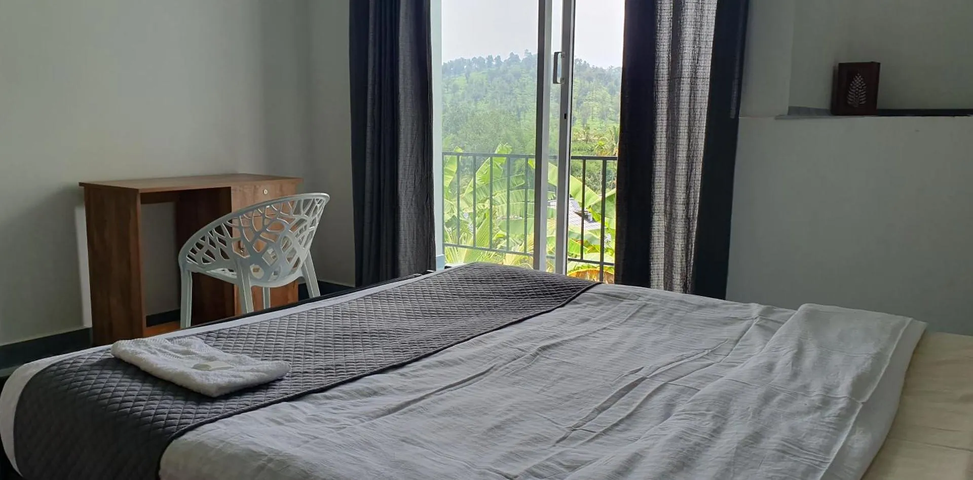 Parthees Homestay Meppādi 0*,  Indie