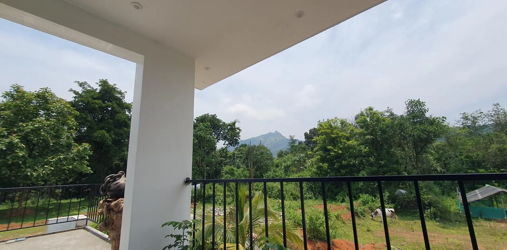 Parthees Homestay Meppādi